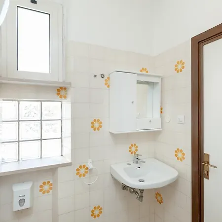 Hotel Chiar Di Luna 2*