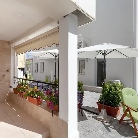 Hotel Chiar Di Luna