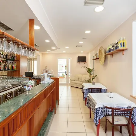 Chiar Di Luna Hotel