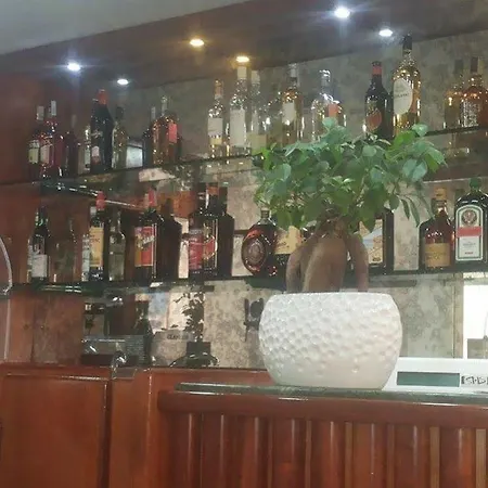 Chiar Di Luna Hotel 2*