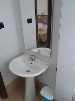 Hotel Chiar Di Luna 2*